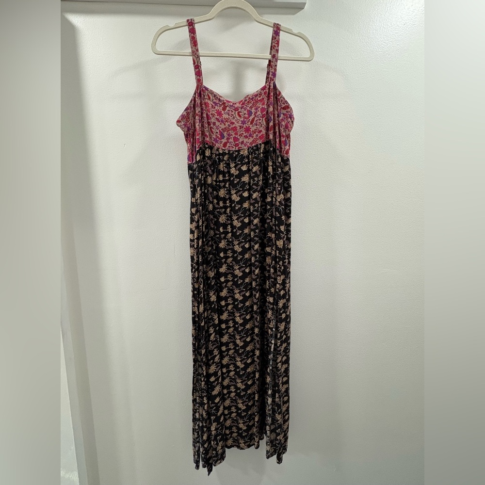 NATURAL LIFE XS Patti Side Slit Pink and Black Floral Maxi Dress